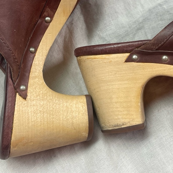 UGG wooden clogs - Picture 9 of 10